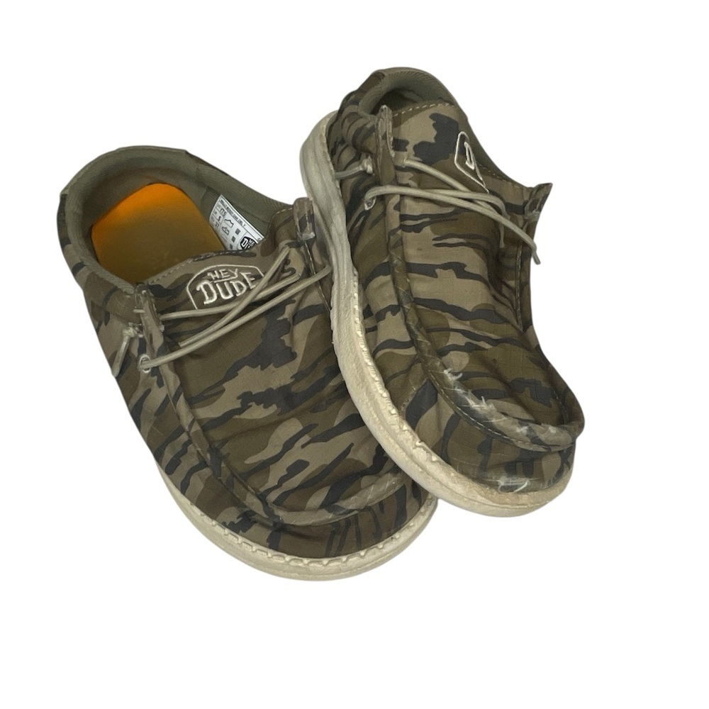 Hey Dude Youth Wally Mossy Oak Original Bottomland, Size Y5